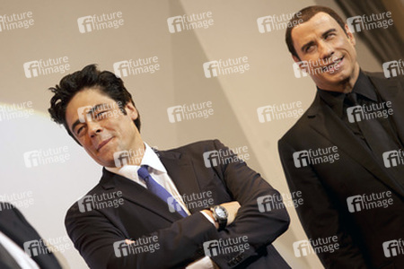 Benicio Del Toro, John Travolta