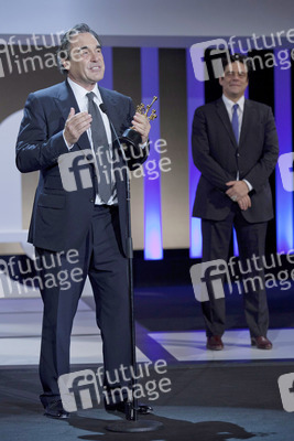 Oliver Stone, Benicio Del Toro