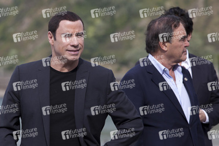 John Travolta, Oliver Stone, Benicio Del Toro