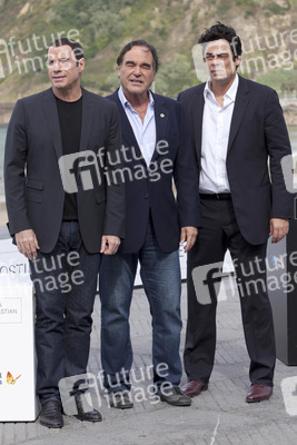 John Travolta, Oliver Stone, Benicio Del Toro
