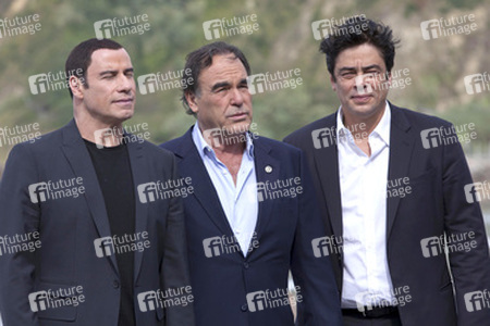 John Travolta, Oliver Stone, Benicio Del Toro