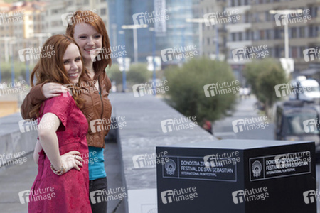 Madeleine Bisson, Katie Coseni