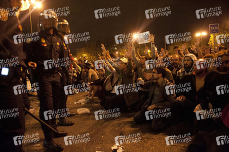 Spanier demonstrieren gegen Sparpolitik