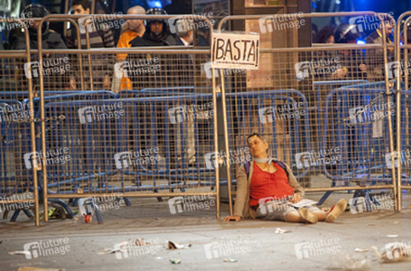 Spanier demonstrieren gegen Sparpolitik