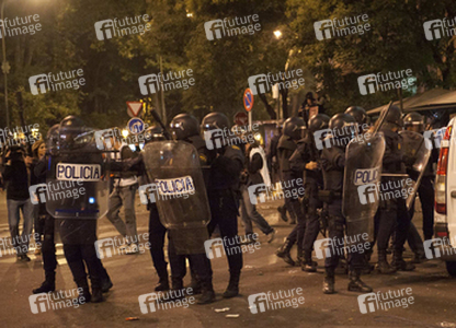 Spanier demonstrieren gegen Sparpolitik