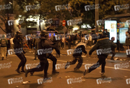 Spanier demonstrieren gegen Sparpolitik