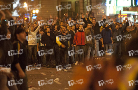 Spanier demonstrieren gegen Sparpolitik