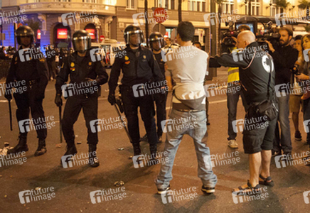 Spanier demonstrieren gegen Sparpolitik