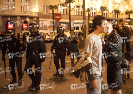 Spanier demonstrieren gegen Sparpolitik