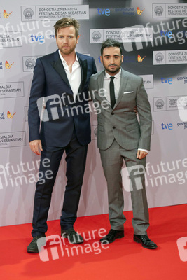 Ewan McGregor, Juan Antonio Bayona