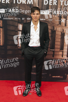 Sebastian Urzendowsky