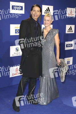 Jorge Gonzalez, Rhea Harder