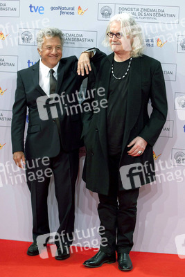 Dustin Hoffman, Billy Connolly