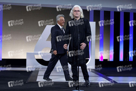 Dustin Hoffman, Billy Connolly