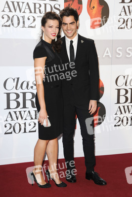 Milos Karadaglic mit Begleitung