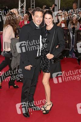 Jan Sosniok mit Freundin Nadine Möllers