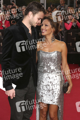 Julian Khol, Nazan Eckes