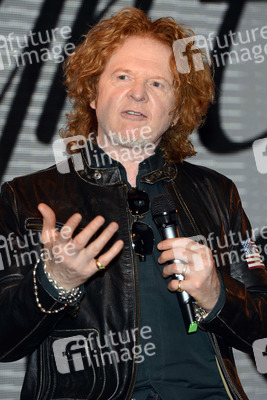 Mick Hucknall (Simply Red)