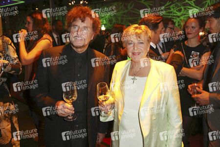 Dieter Wedel, Marie-Luise Marjan