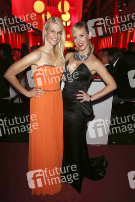 Natascha Grün, Isabel Edvardsson