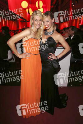 Natascha Grün, Isabel Edvardsson