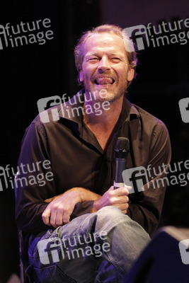 Iain Glen