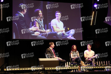 Mark Ferguson, Natalia Tena, Joe Dempsie