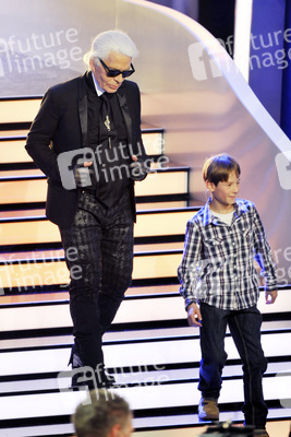 Karl Lagerfeld, Wettkandidat Julian