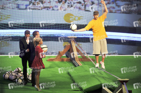 Markus Lanz, Sylvie van der Vaart, Rafael van der Vaart, Wettkandidat Cijan Calis