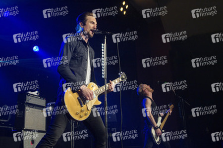 Adam Grahn, Jonas Almen (Royal Republic)