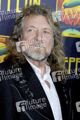 Robert Plant (Led Zeppelin, Band of Joy, The Honeydrippers)