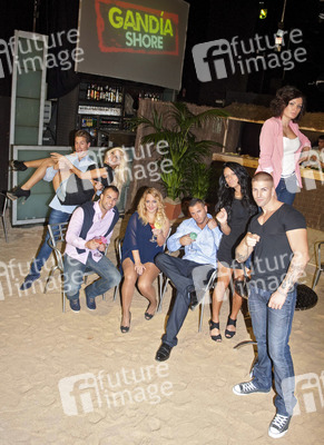 Abraham, Ylenia, Clavelito, Gata, Esteban, Core, Arantxa, Labrador