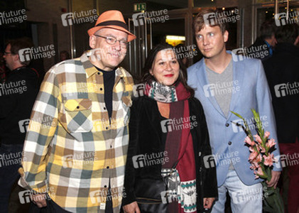 Rosa von Praunheim mit Freund Oliver Sechting, Eva Mattes