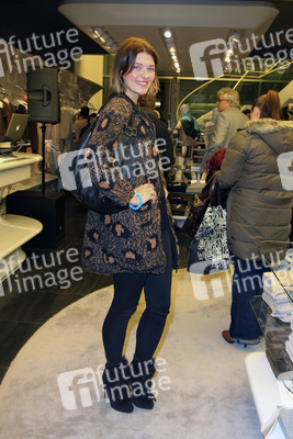 Janina Delia Schmidt