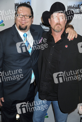 Penn Jillette, Trace Adkins