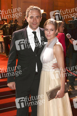 Giulio Ricciarelli, Lisa Martinek