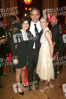 Jasmin Tabatabai, Giulio Ricciarelli, Lisa Martinek