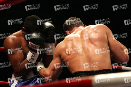 Epifanio 'Diamante' Mendoza, Rakhim 'The Machine' Chakhkiev