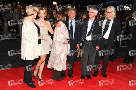 Maggie Smith, Sheridan Smith, Pauline Collins, Tom Courtney, Billy Connolly, Dustin Hoffman