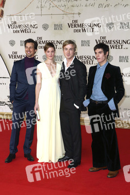 Florian David Fitz, Vicky Krieps, Albrecht Abraham Schuch, Jeremy Kapone