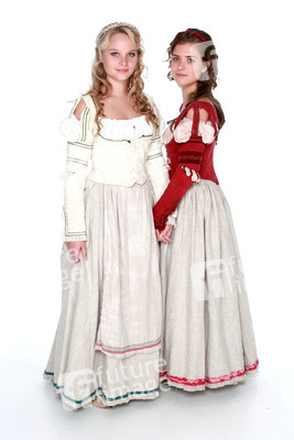 Sonja Gerhardt, Liv Lisa Fries