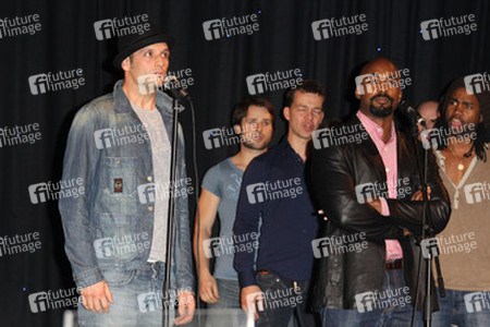 Drew Sarich, Terence Archie mit 'Rocky'-Cast