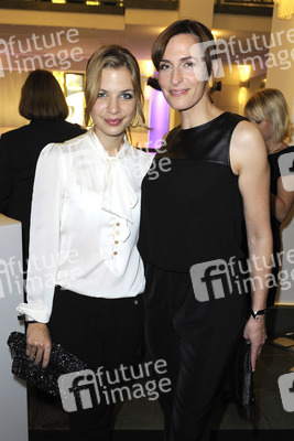 Susan Sideropoulos, Ulrike Frank