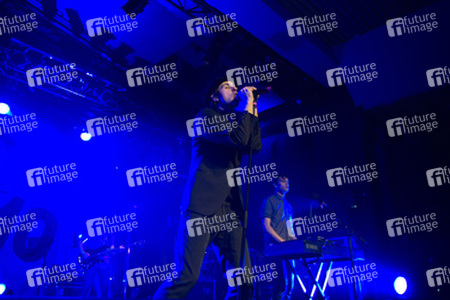 Archis Tiku, Paul Smith, Lukas Wooller (Maximo Park)