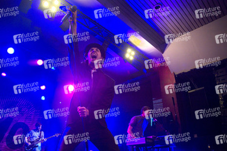 Archis Tiku, Paul Smith, Lukas Wooller (Maximo Park)