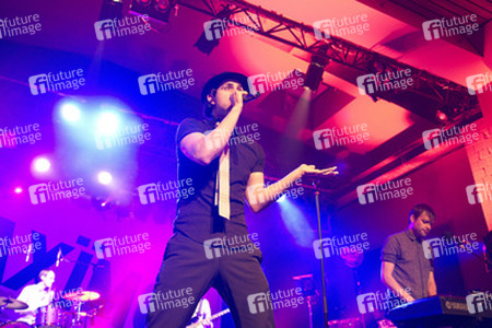 Archis Tiku, Paul Smith, Lukas Wooller (Maximo Park)