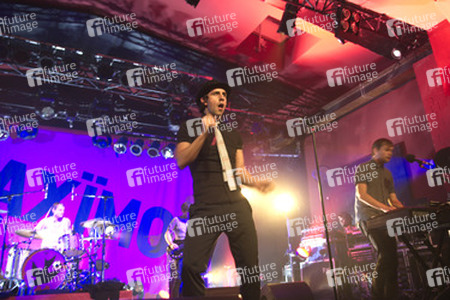 Tom English, Archis Tiku, Paul Smith, Lukas Wooller (Maximo Park)