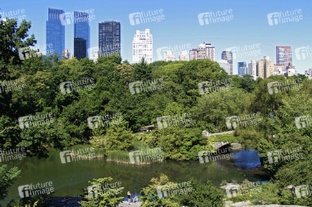 The Pond mit Gapstow Bridge
