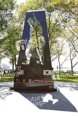 Universal Soldier Monument