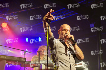 Jim Gilmour, Michael Sadler (Saga)